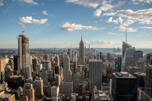 Looking South from the top of Manhattans midtown (NYC, USA) © rmbarricarte