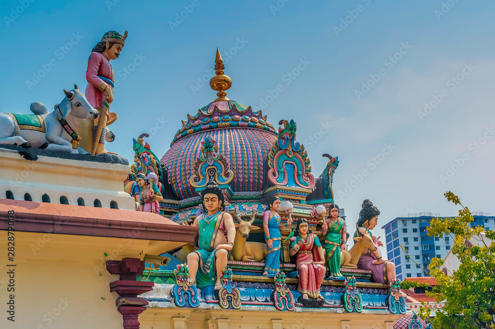 Detailed shot of the Sri Mariamman Hindu Temple in Singapore 