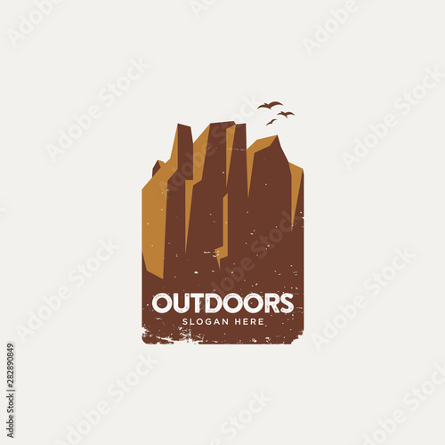 Retro vintage flat grand canyon badge, outdoor adventure logo