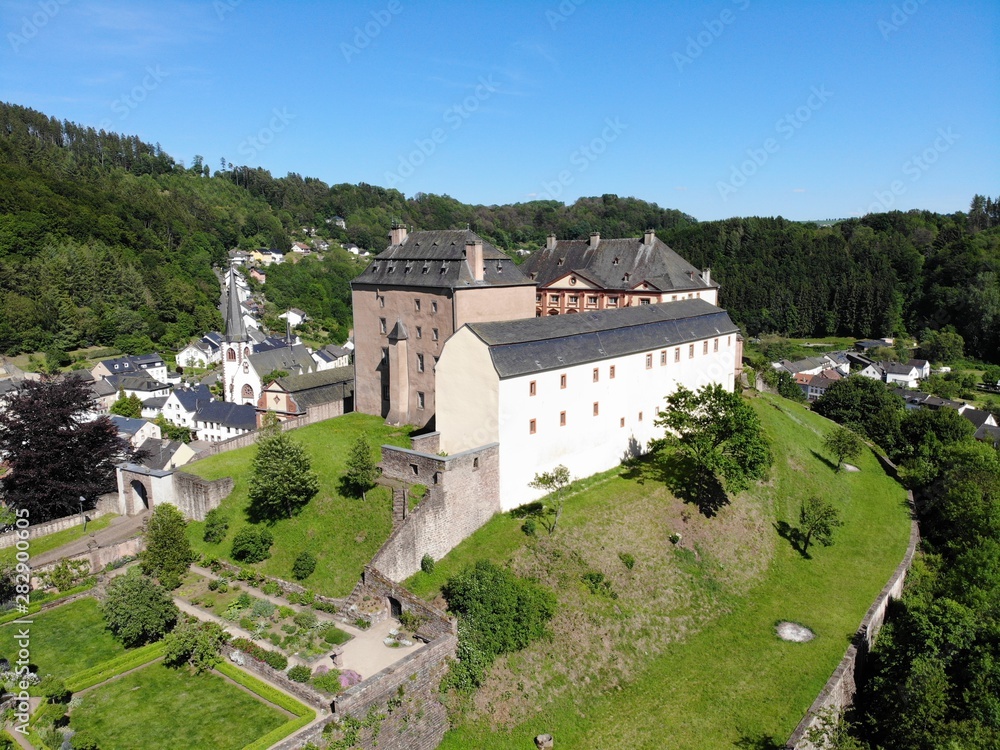 Malberg und Schloss, Luftaufnahme
