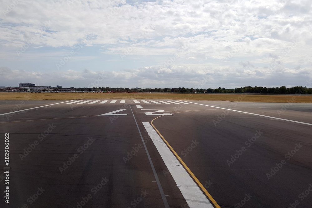Image of the end of an airport runway