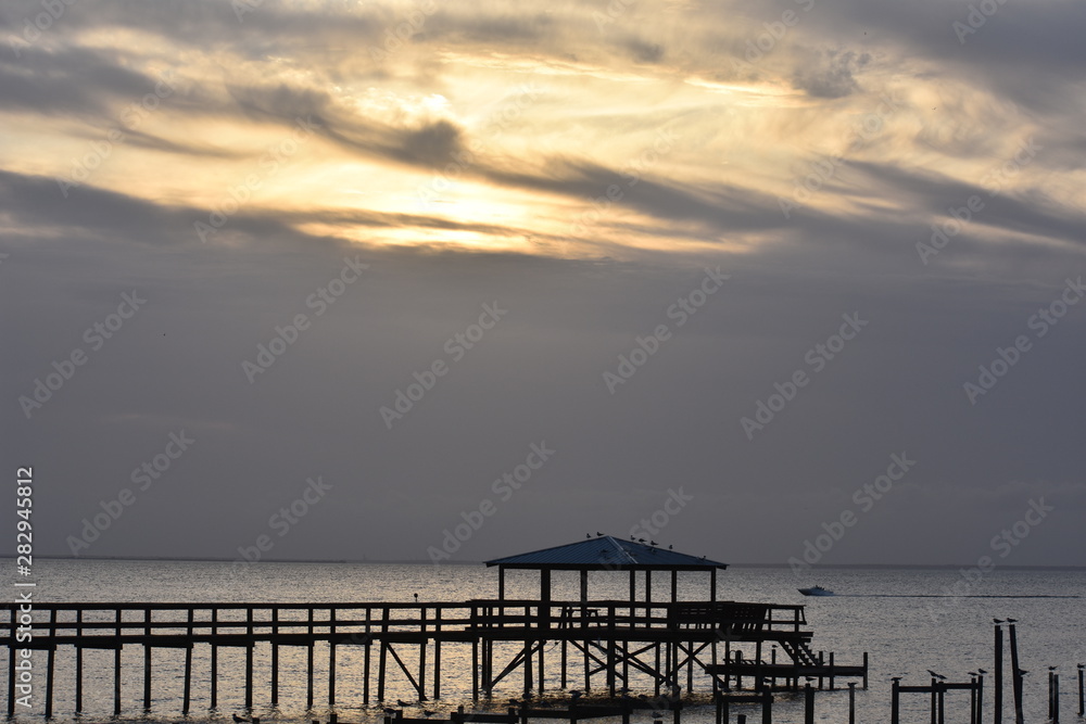 Fototapeta premium Sunset Over Fairhope Pier
