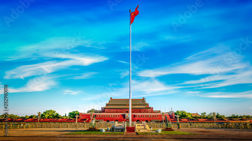 Fotografía Early Morning at Tiananmen Square