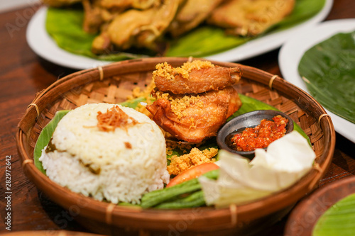 Ayam goreng penyet, fried chicken ala Indonesia, Indonesian food