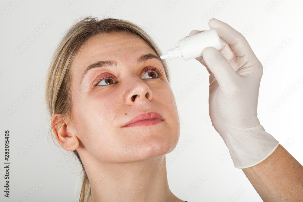 Woman with severe eye infection Woman with severe eye infection