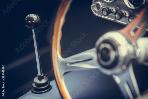 Photos Gear shifter of a vintage car