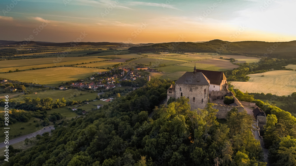 Tocnik castle lies in the Central Bohemian Region. It was built during the reign of Wenceslaus IV at the end of the 14th century above the already existing castle Zebrak as his private residence.
