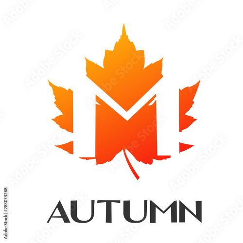 Logotipo con texto Autumn con letra M en espacio negativo sobre hoja en color naranja