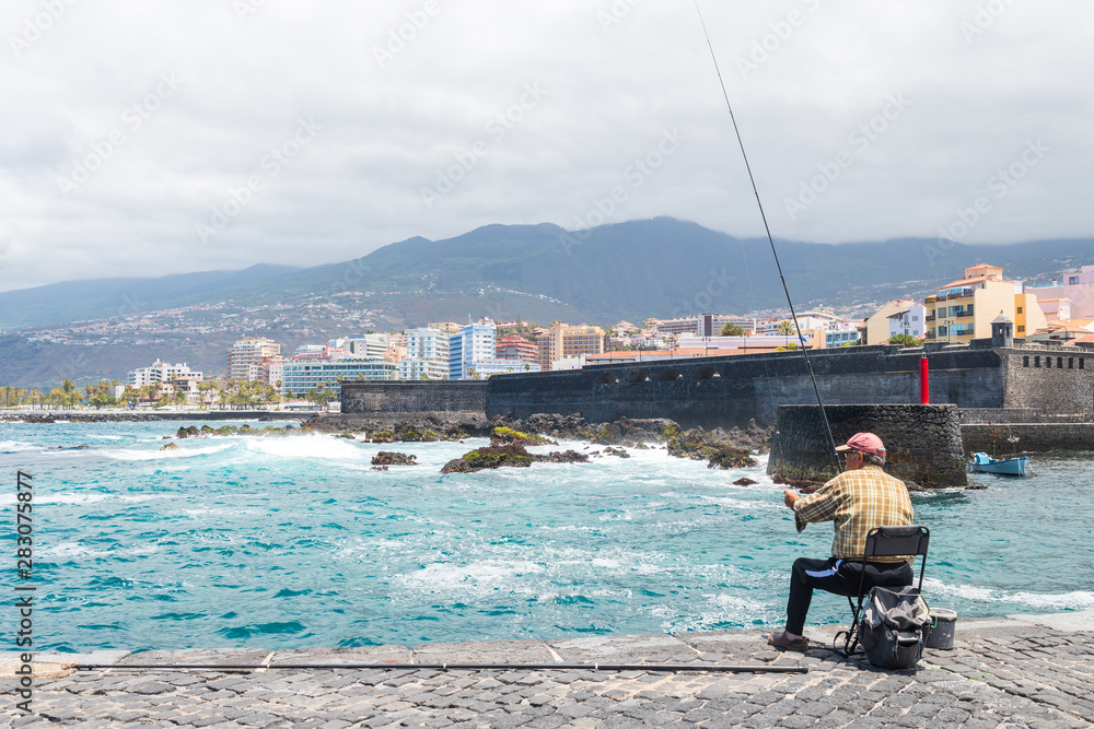 Fototapeta premium views of puerto de la cruz touristic city