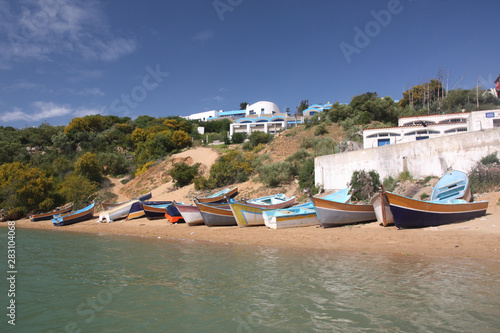 Maroc, départ de pèche sur la lagune Merja Zerga à Mouley Bousselham