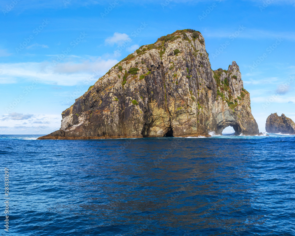 Hole in the rock, Bay of Islands, New Zealand