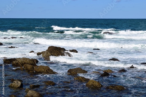 庄内浜の荒波 日本海