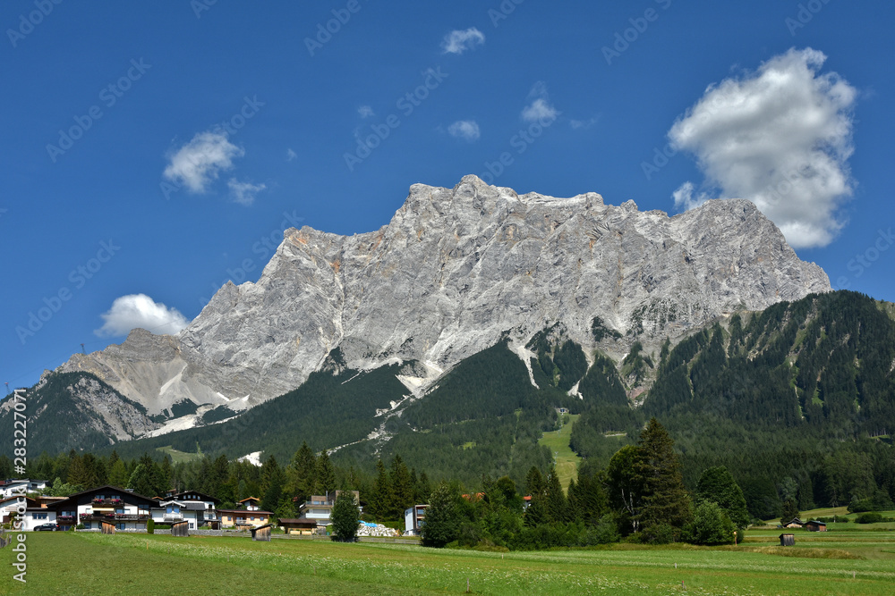 Zugspitzmassiv, Wettersteingebirge, Ehrwald, Österreich