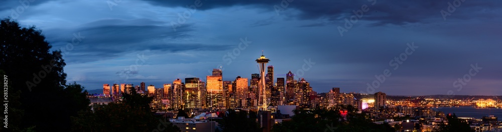 Obraz premium Seattle Skyline panorama at Night
