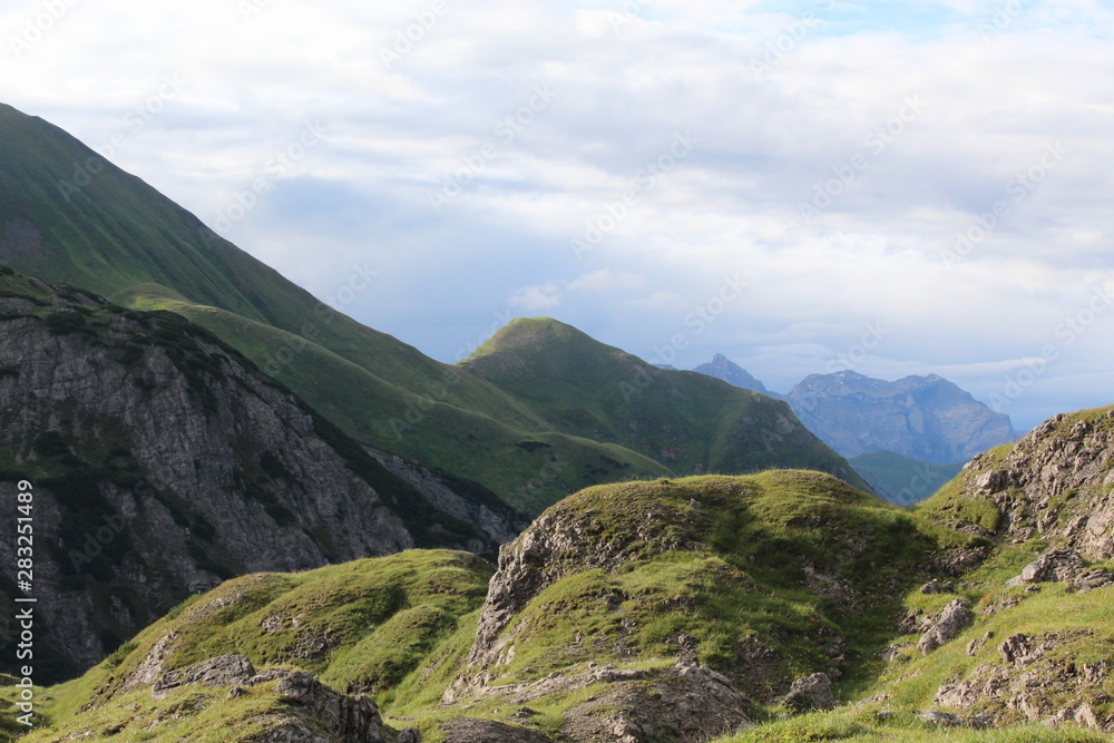 Naklejka premium Fernwanderweg E5, Österreich, Tirol