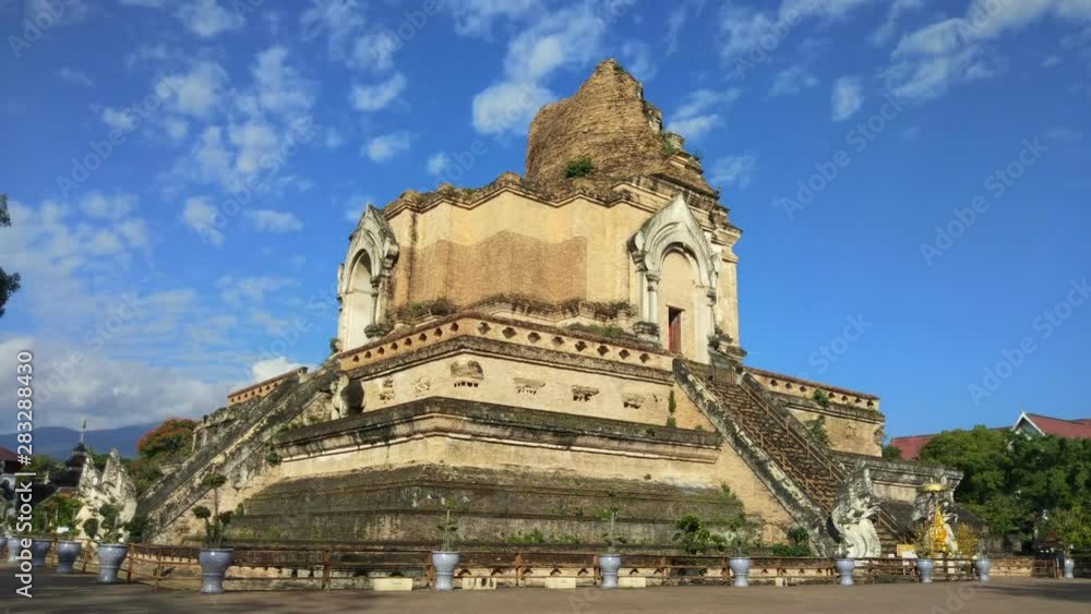 Wat Chedi Luang Temple at Chiang mai, Thailand Wat Chedi Luang Temple at Chiang mai, Thailand
