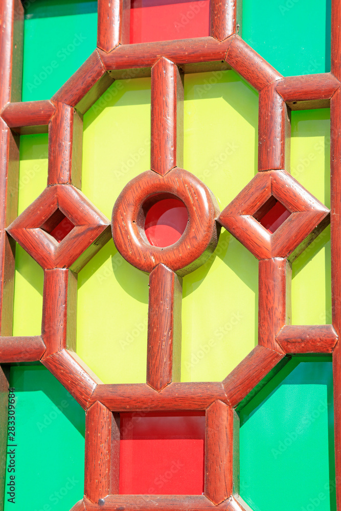 Color wooden lattice