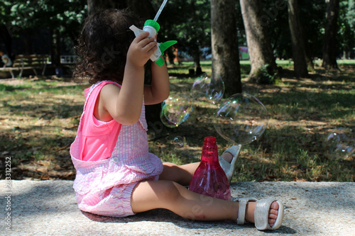Photos baby with bubbles