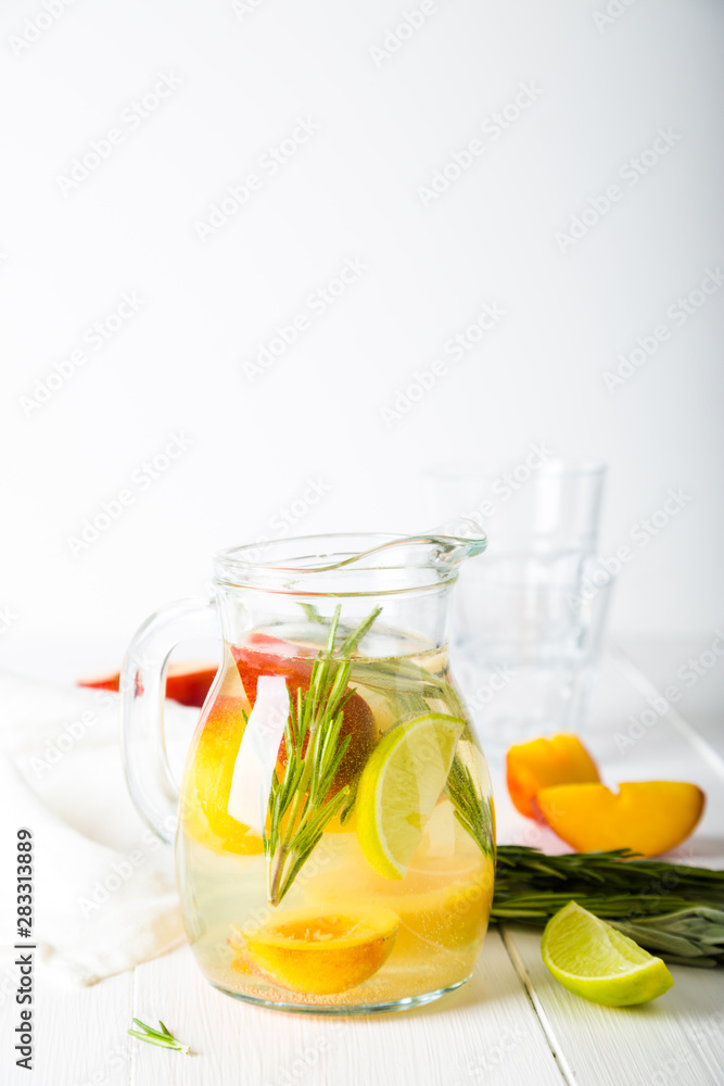 Fototapeta premium Fruit and Herb Punch