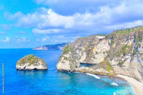 Atuh beach - Nusa Penida, Indonesia. © khong