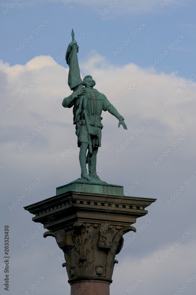 Fototapeta premium Statue am Stadshus Stockholm