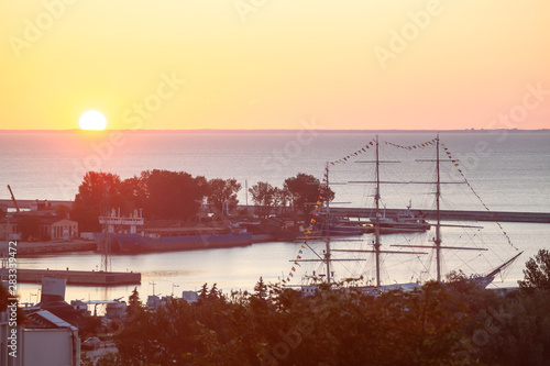 Obraz na płótnie Gdynia aerial view, sunrise over Baltc Sea w salonie