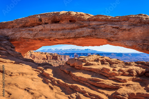 Mesa Arch View © mikeobiz