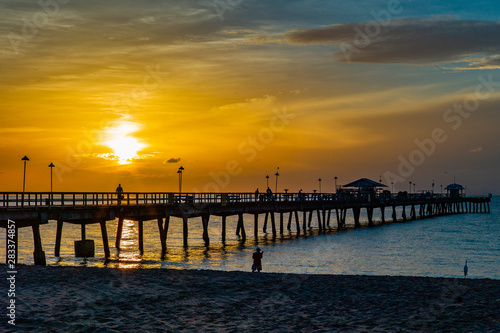 Lauderdale by the Sea pier