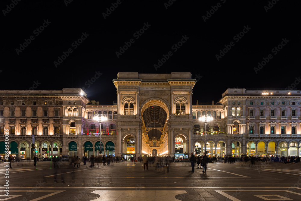 long exposure night Galleria Vittorio Emanuele in Milan