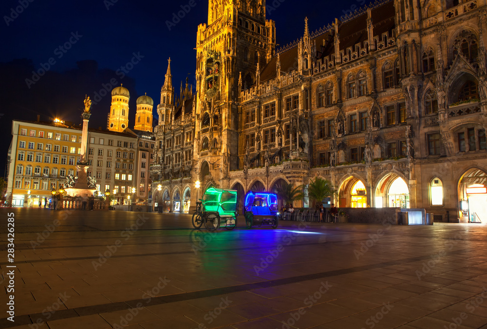 Munich Marienplatz in the night