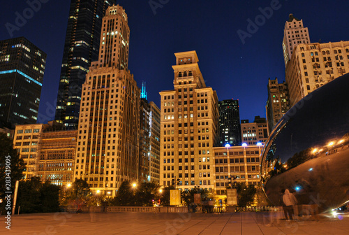 the millennium park chicago at night