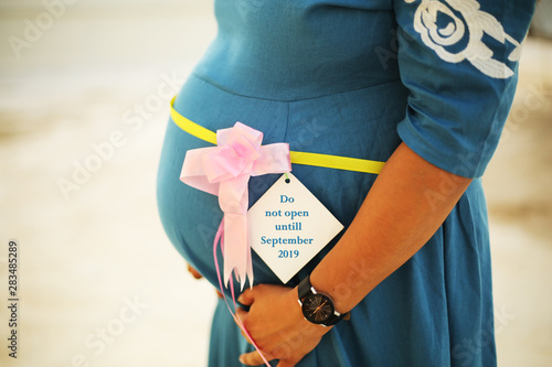 pregnant women 8th month
