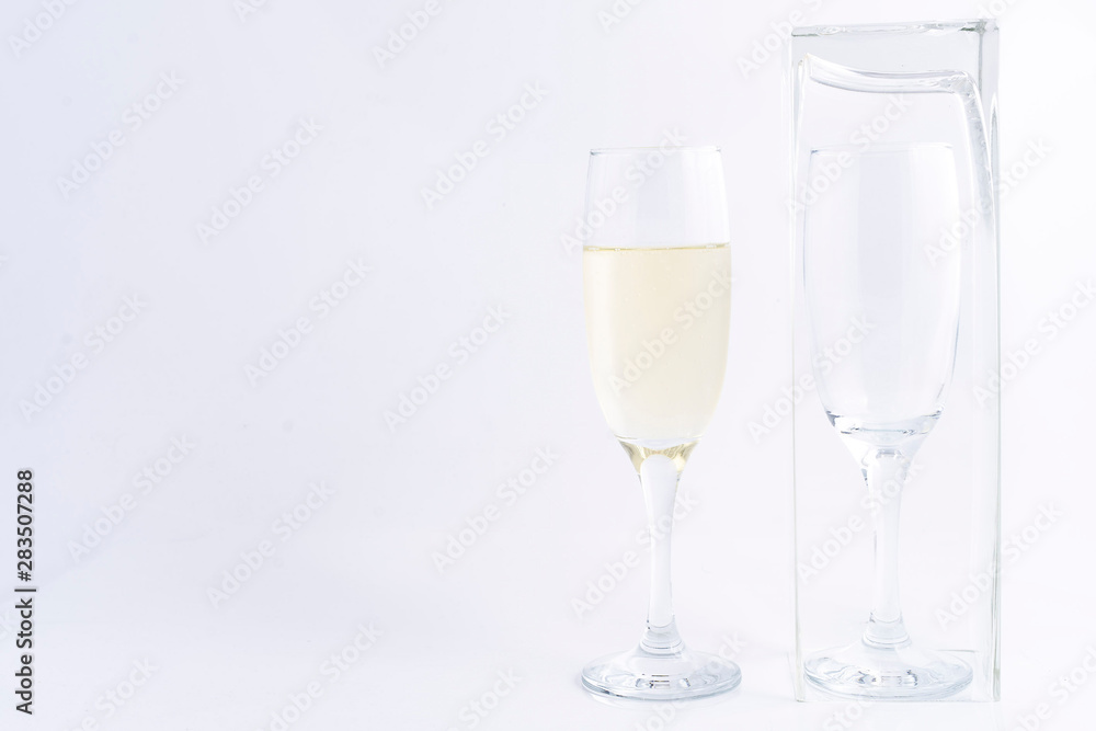 copa champagne y vidrio distintas glamour copa champagne y vidrio distintas glamour
