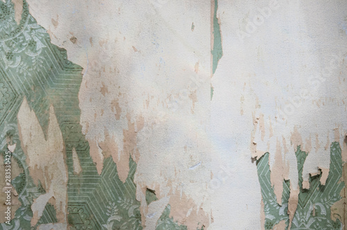 old vintage wallpaper. grunge background