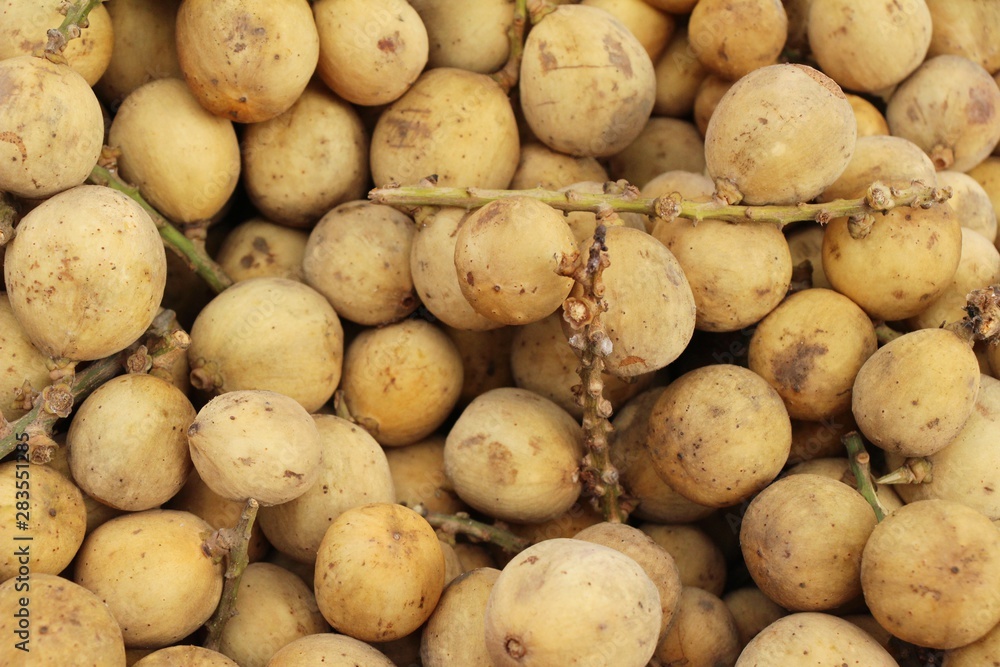 longkong fruit is delicious at street food longkong fruit is delicious at street food