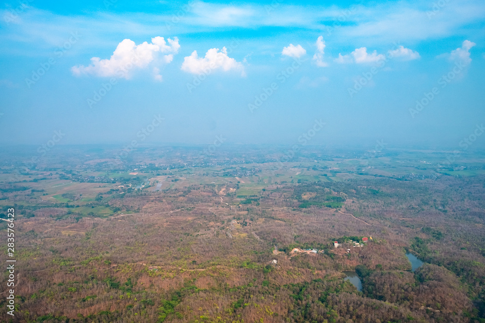 Obraz premium Landscape and blue sky