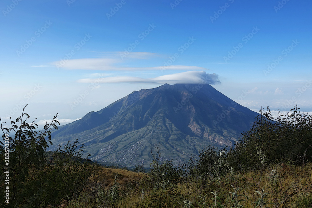 Volcan Merbabu sur l'île de Java