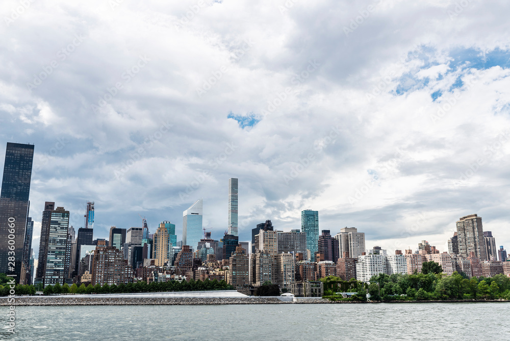 Naklejka premium Skyline of skyscrapers in Manhattan, New York City, USA