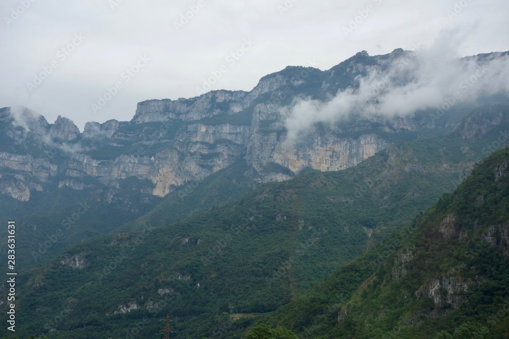 Naklejka premium ドロミテ 山塊