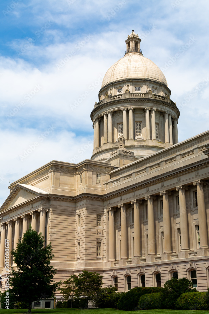 Fototapeta premium Kentucky State Capitol Building