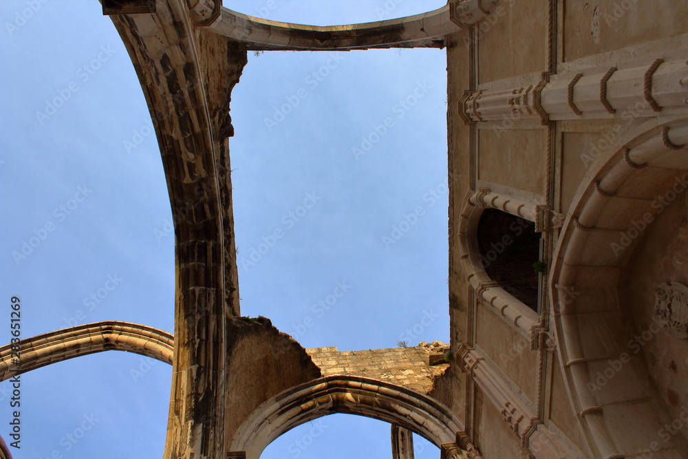 Fototapeta premium Carmo Convent in Lisbon, Portugal