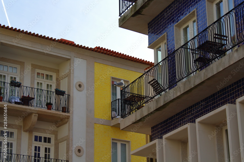 Obraz premium Buildings in Porto, Portugal