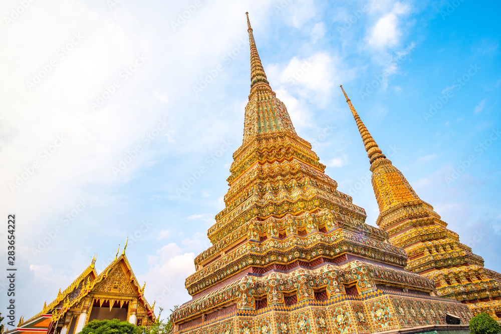 Fototapeta premium Wat Phra Chetuphon (Wat Pho)