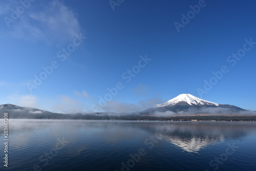 Mt. Fuji and blue sky and lake © Tonic Ray Sonic