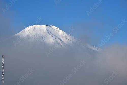 Mt. Fuji and blue sky and lake © Tonic Ray Sonic