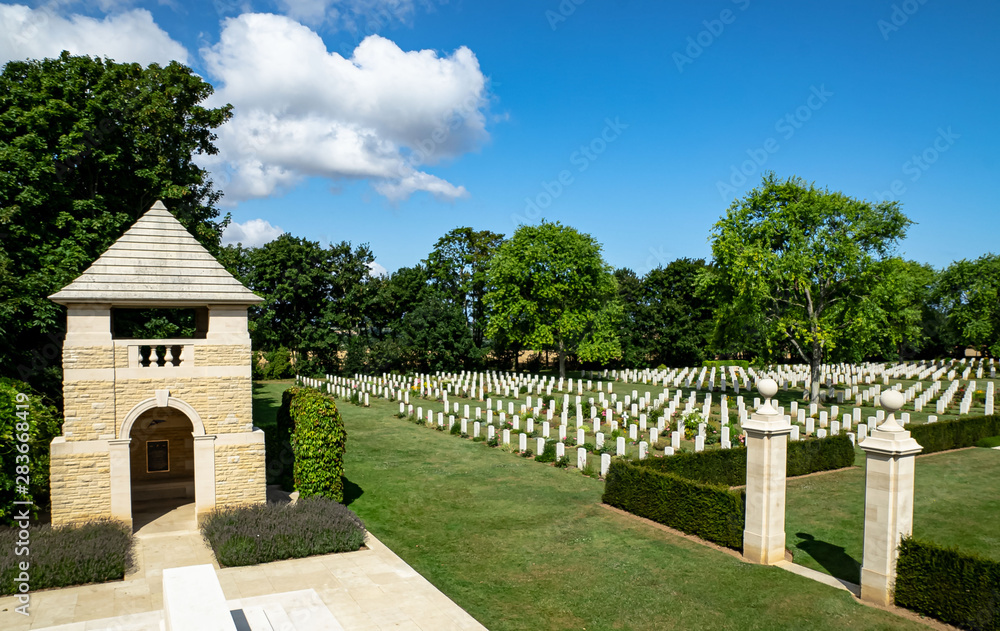Soldatenfriedhof in Reviers