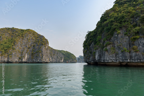 Vue rapprochées de la baie d'Ha Long et de la baie de Lan Ha © Florent