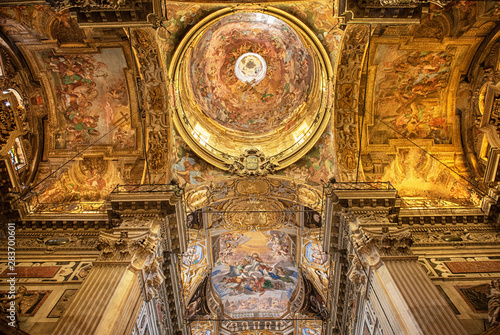 Obraz na plátně Interior of the 16th century baroque San Siro basilica