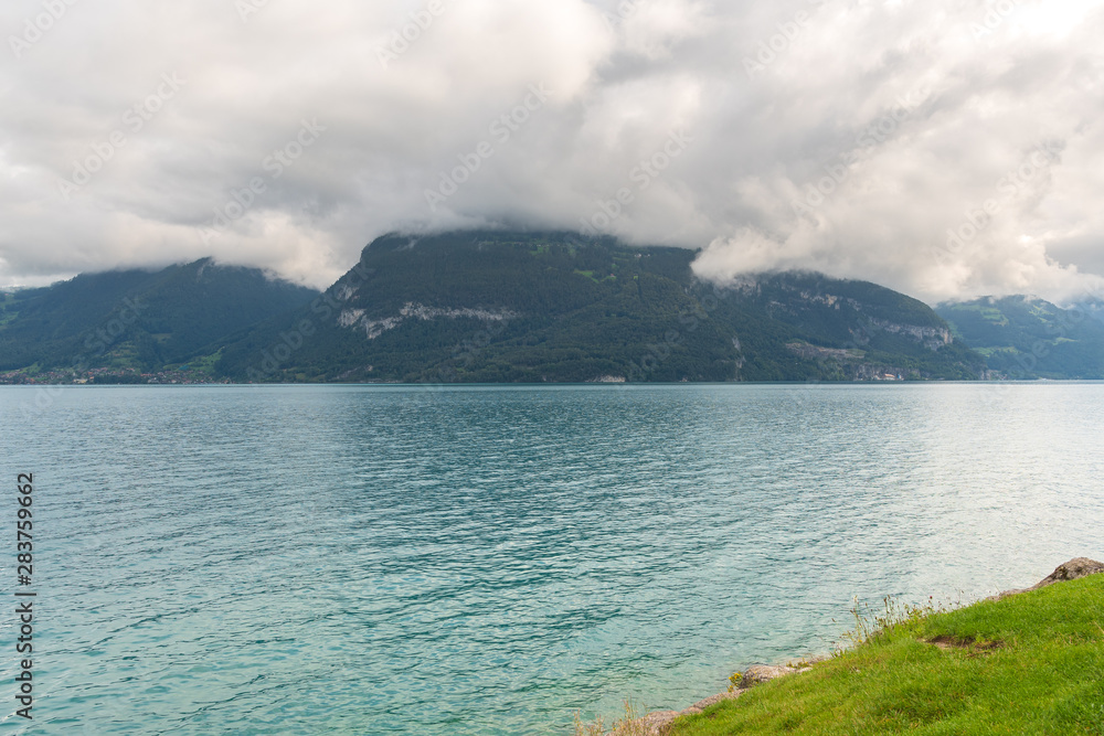 Fototapeta premium Schlechtwetterfront am See