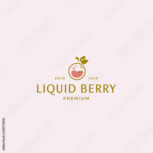 Fototapeta Naklejka Na Ścianę i Meble -  Liquid Berry Liquor Logo